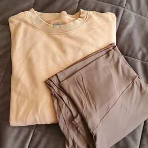 Aerie leggings and sweatshirt
